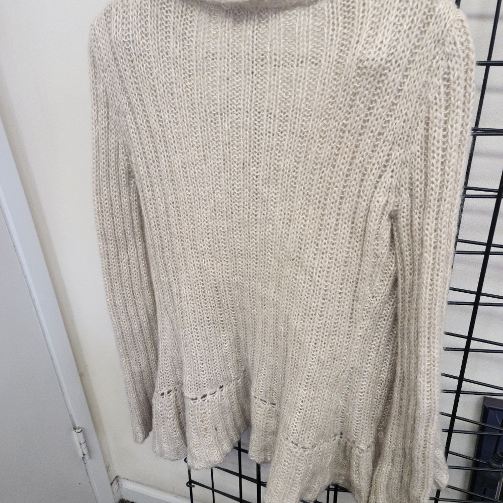 To The Max Ruffled Cardigan - Picture 4 of 6